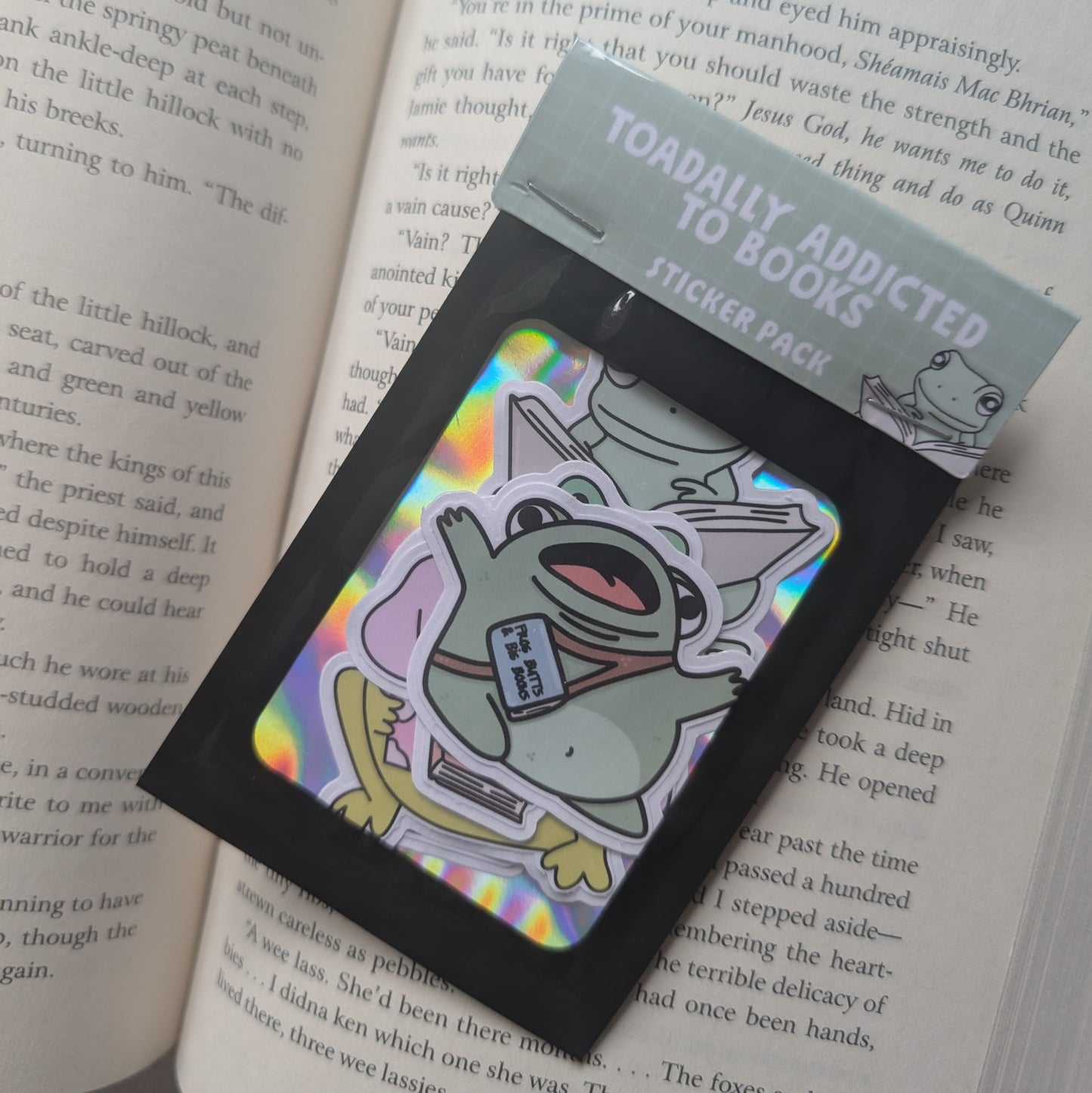TOADALLY ADDICTED TO BOOKS - STICKER PACK