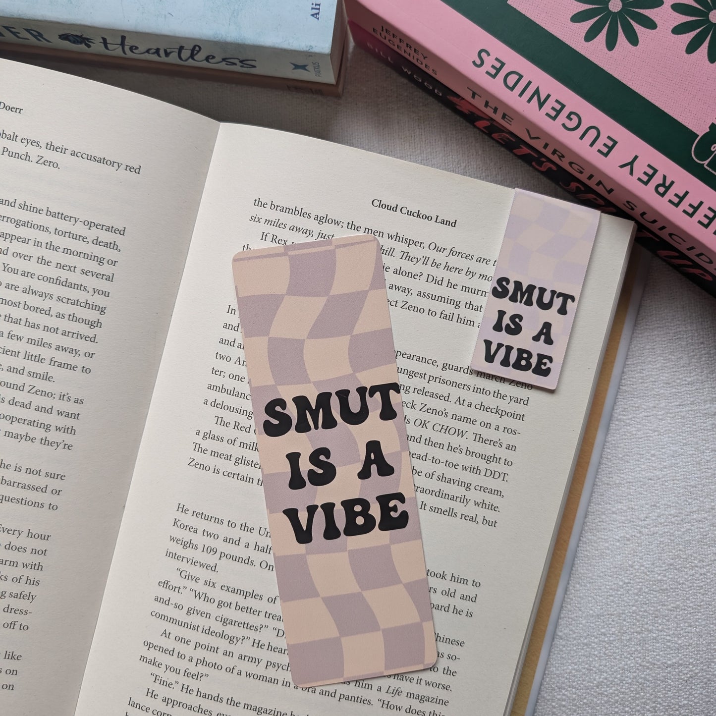 SMUT IS A VIBE - BOOKMARK
