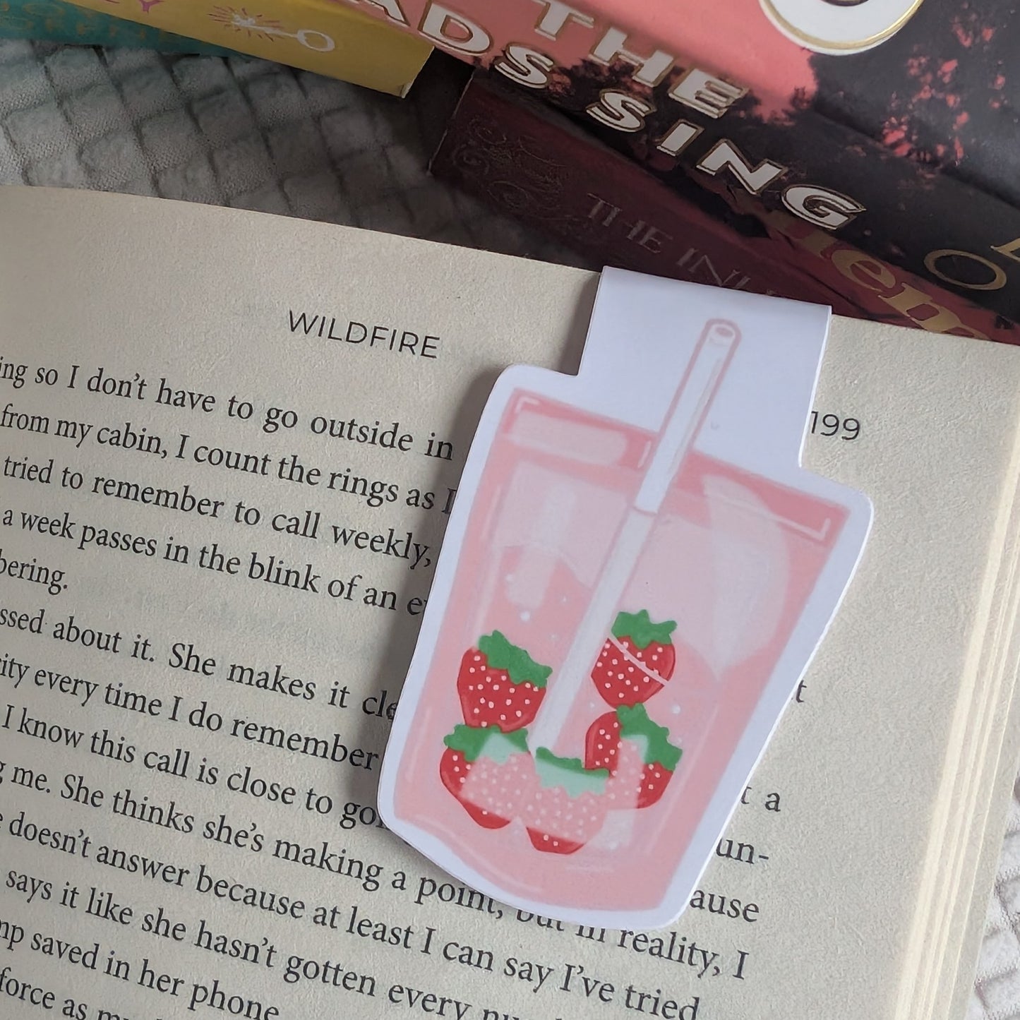 STRAWBERRY JUICE - BOOKMARK