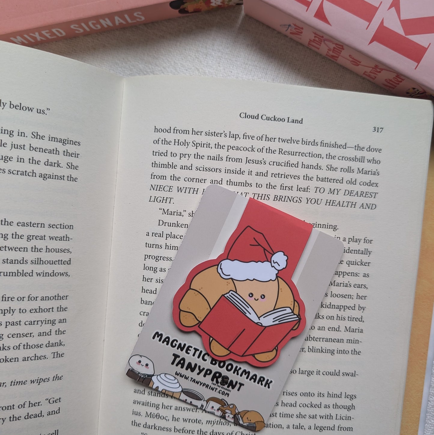 CHRISTMAS CROISSANT - BOOKMARK