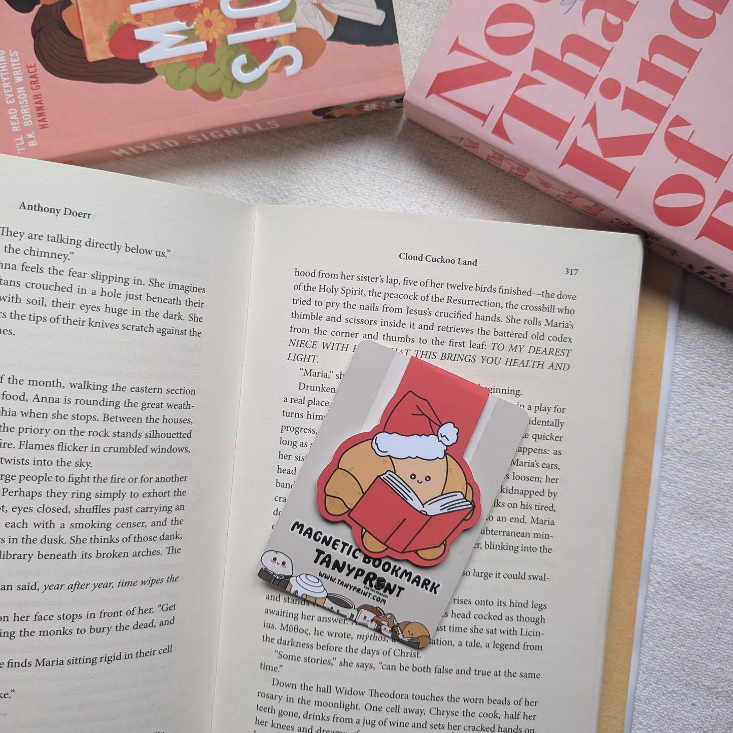 CHRISTMAS CROISSANT - BOOKMARK