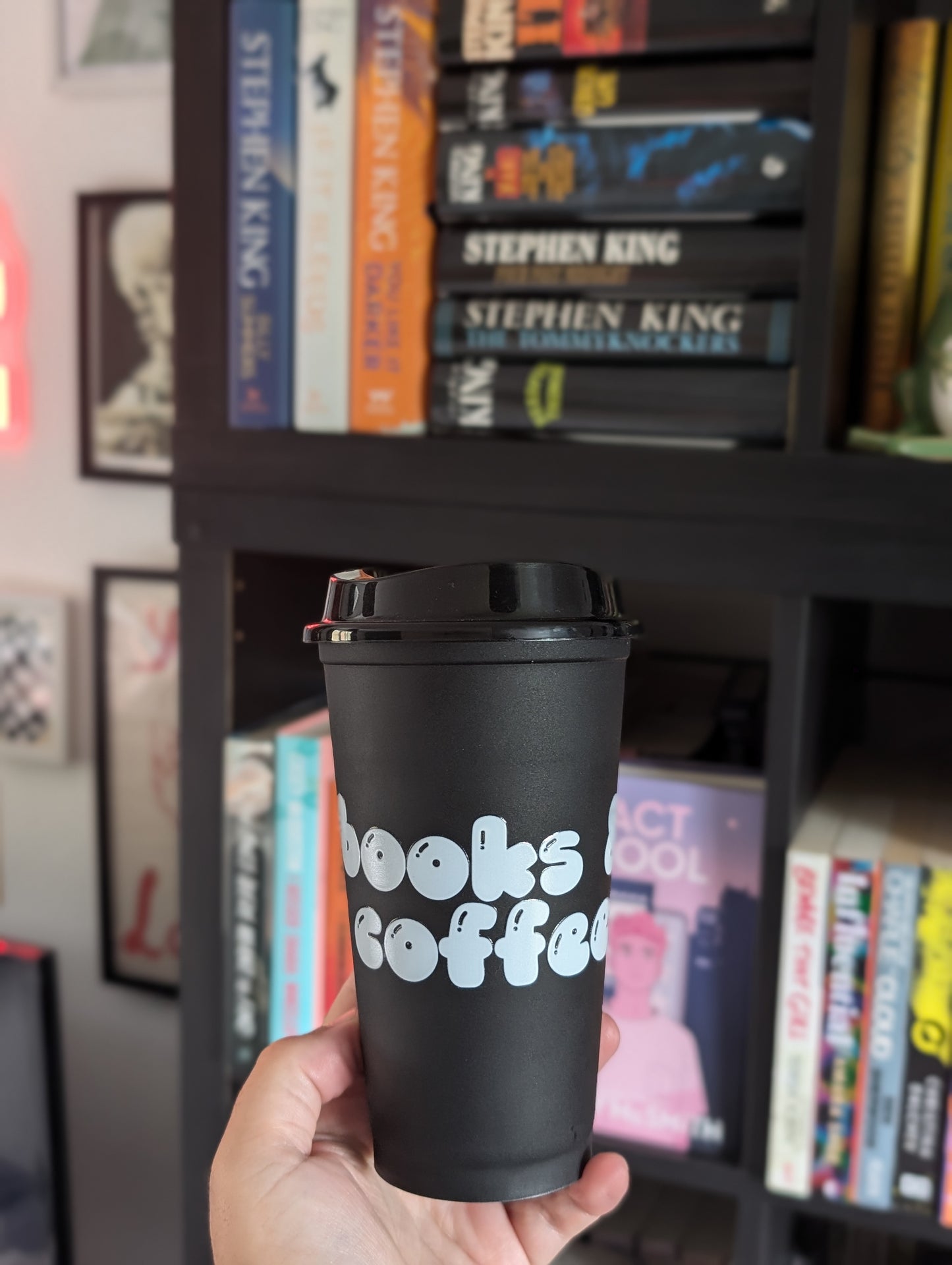 BOOKS & COFFEE - HOT CUP