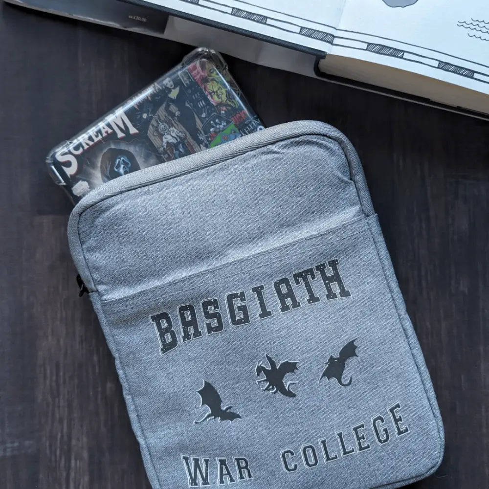 BASGIATH - BOOK SLEEVE - Tanyprint