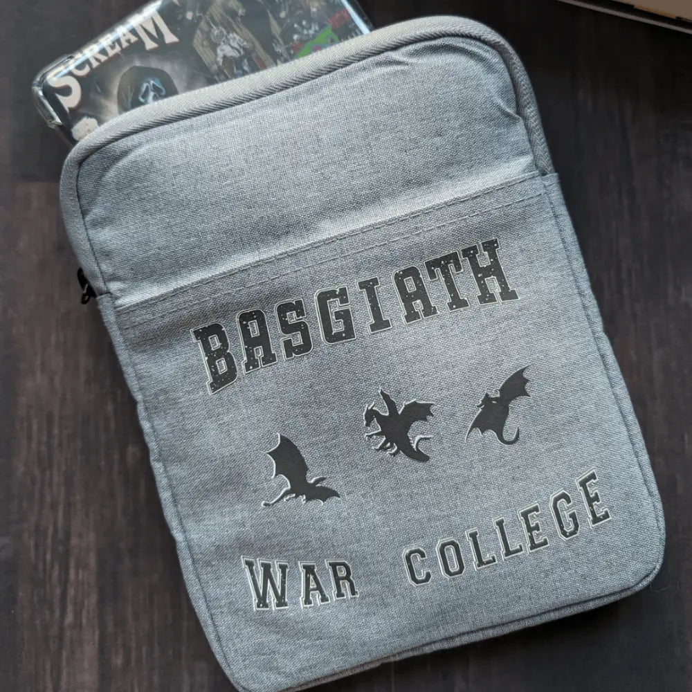 BASGIATH - BOOK SLEEVE - Tanyprint