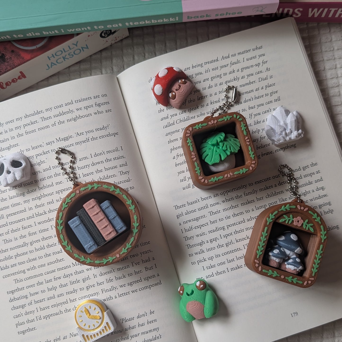MINI BOOK NOOK CLICKER - KEYCHAINS