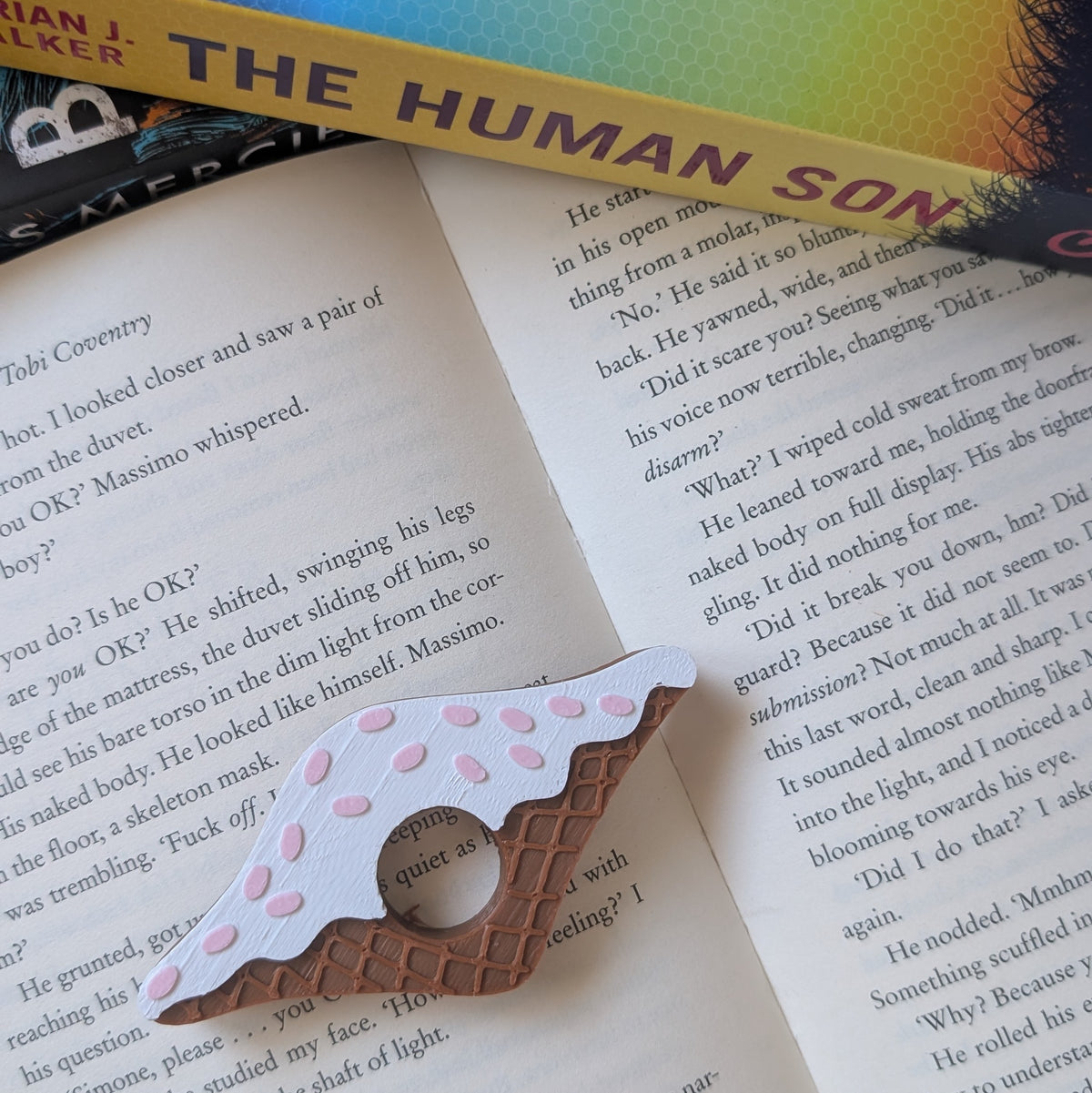ICE CREAM - 3D PRINTED PAGE HOLDER