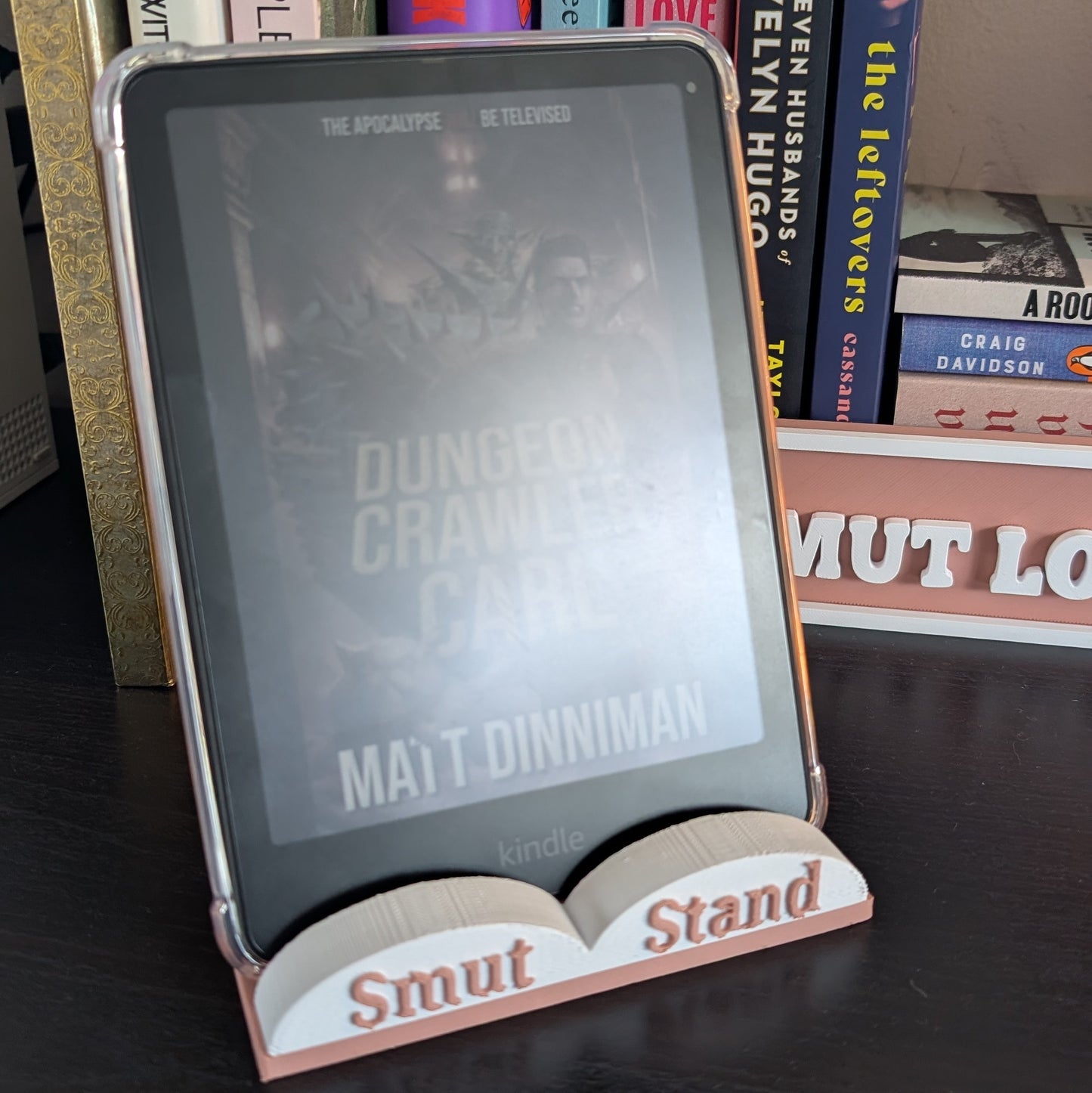 CUSTOM BOOK - KINDLE HOLDER