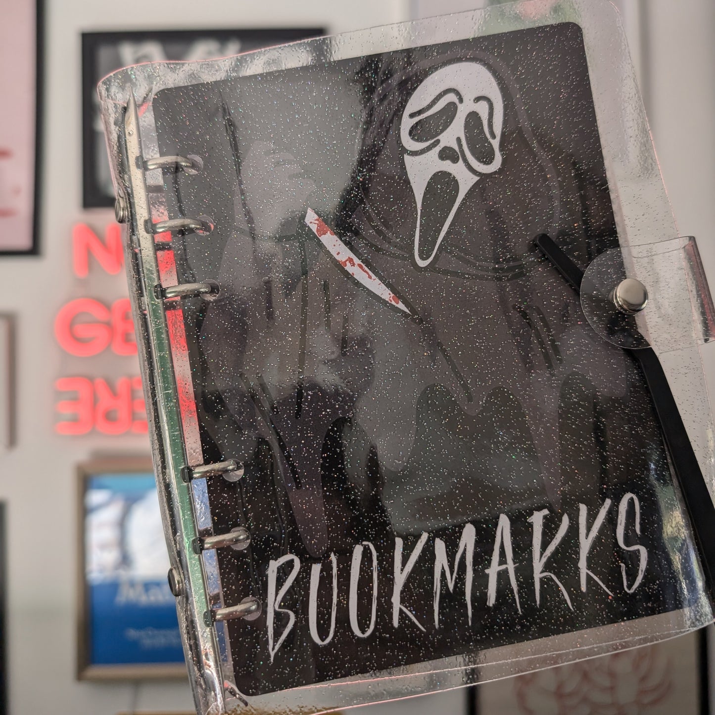 GHOST FACE - BOOKMARK BINDER (+ 4 BOOKMARKS)