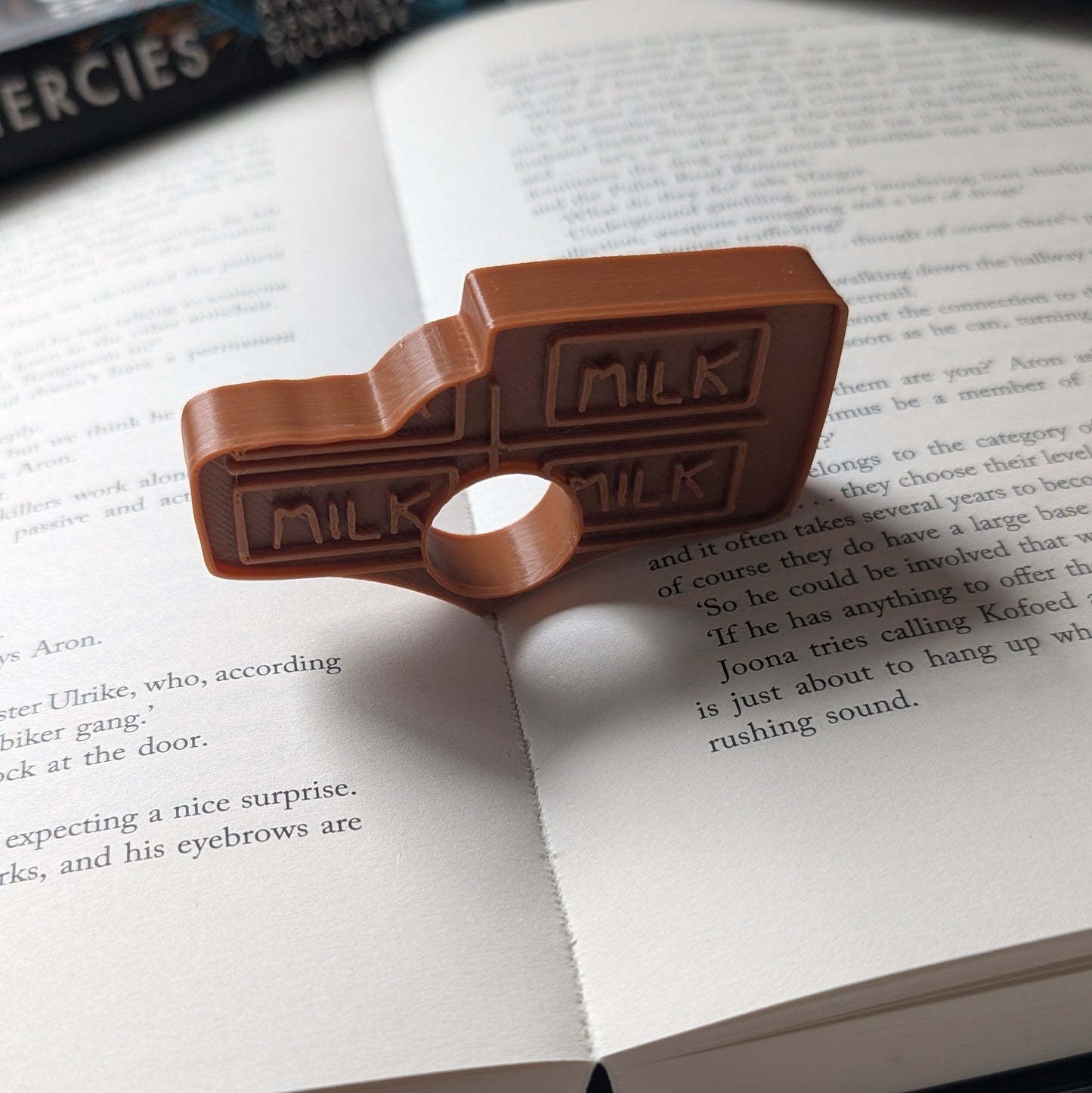 CHOCOLATE BAR - 3D PRINTED PAGE HOLDER