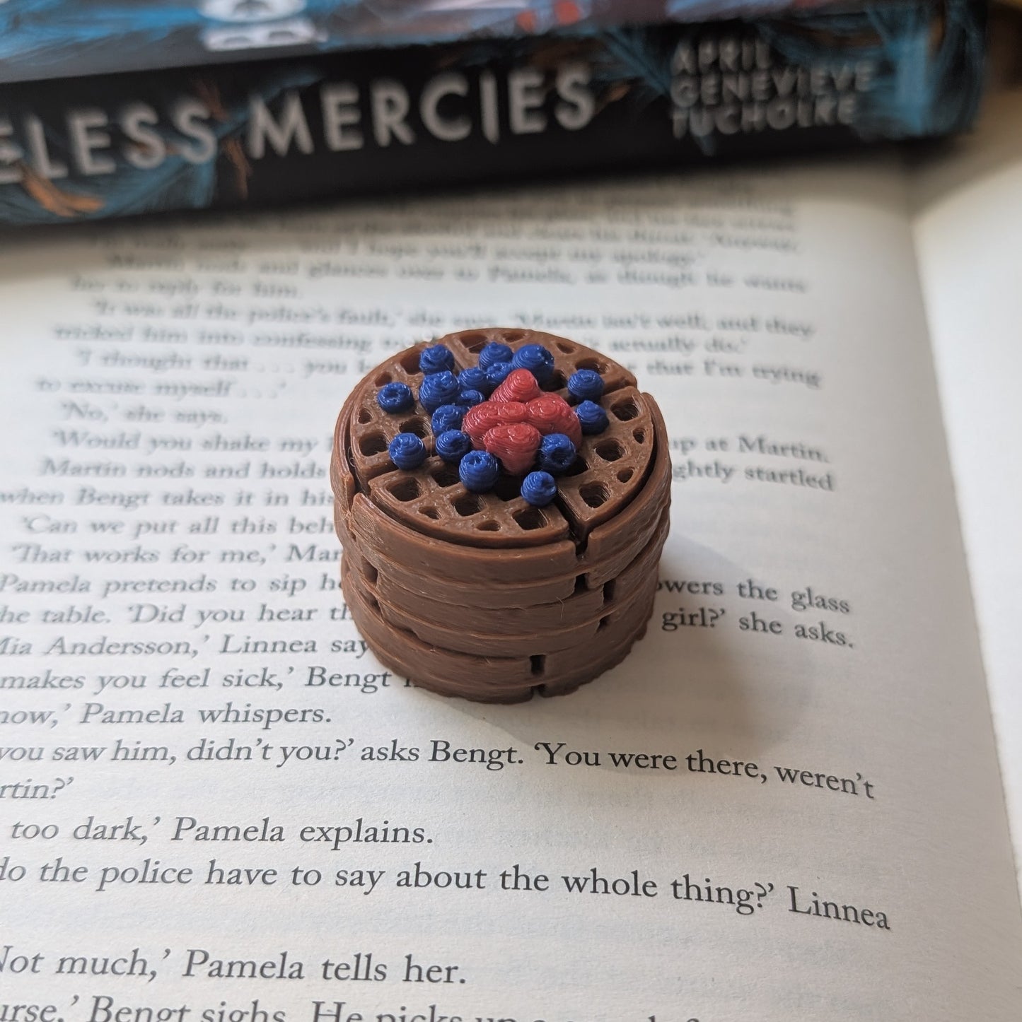 WAFFLE STACK - CLICKER KEYCHAIN