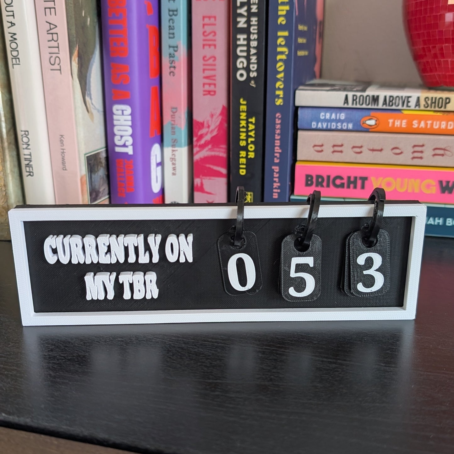 BOOK TRACKER - 3D PRINTED