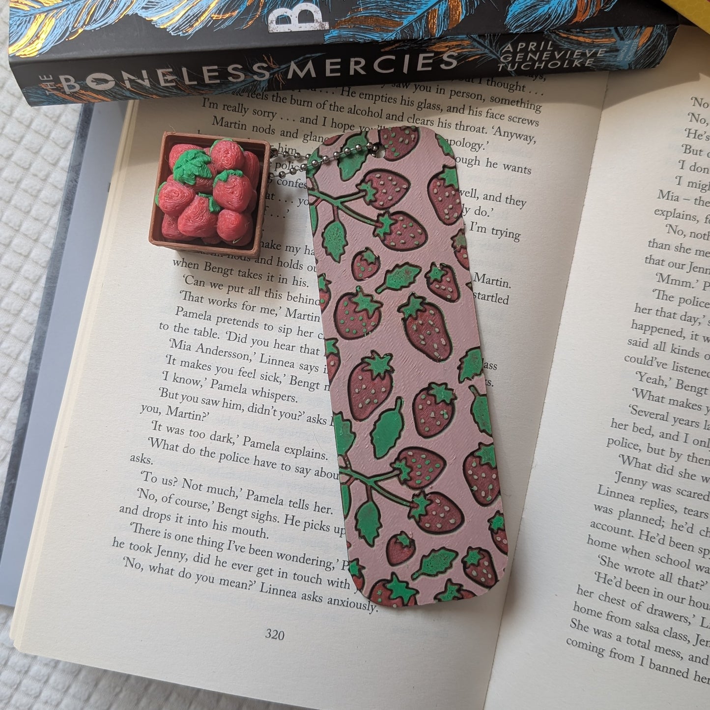 STRAWBERRIES - 3D PRINTED BOOKMARK
