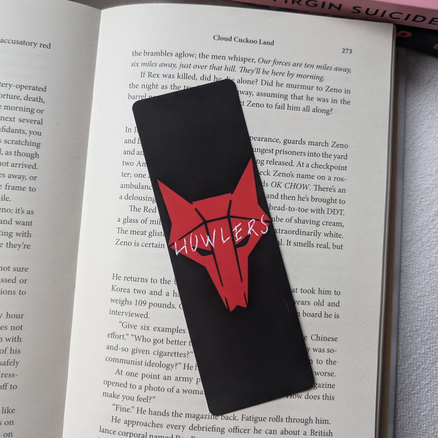 HOWLERS - BOOKMARK