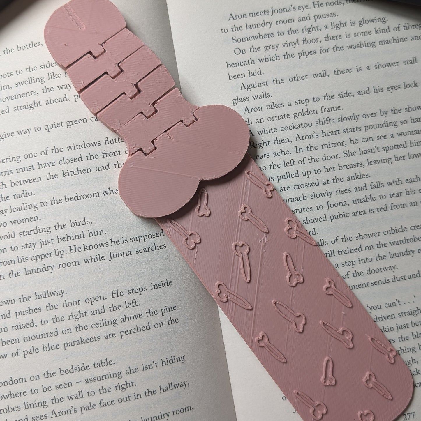 FLEXI WILLY - 3D PRINTED BOOKMARK