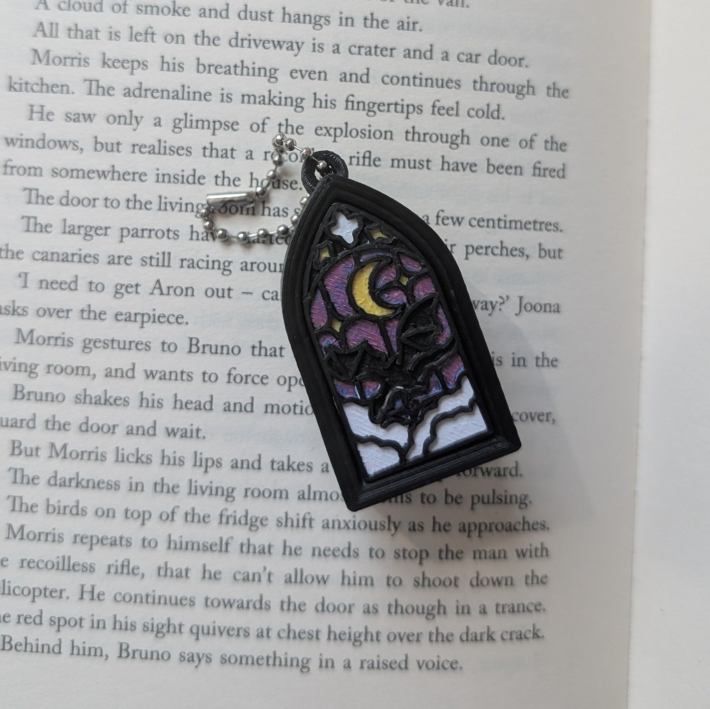 FANTASY WINDOW - CLICKER KEYCHAIN