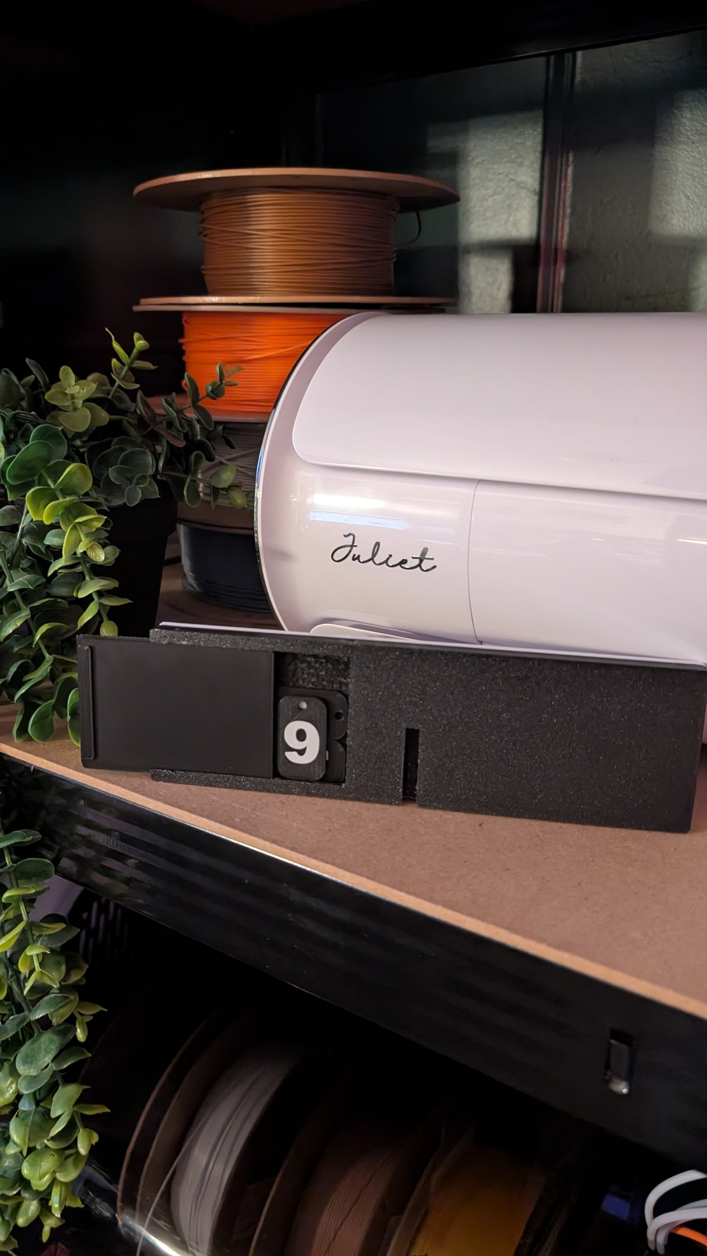 BOOK TRACKER - 3D PRINTED