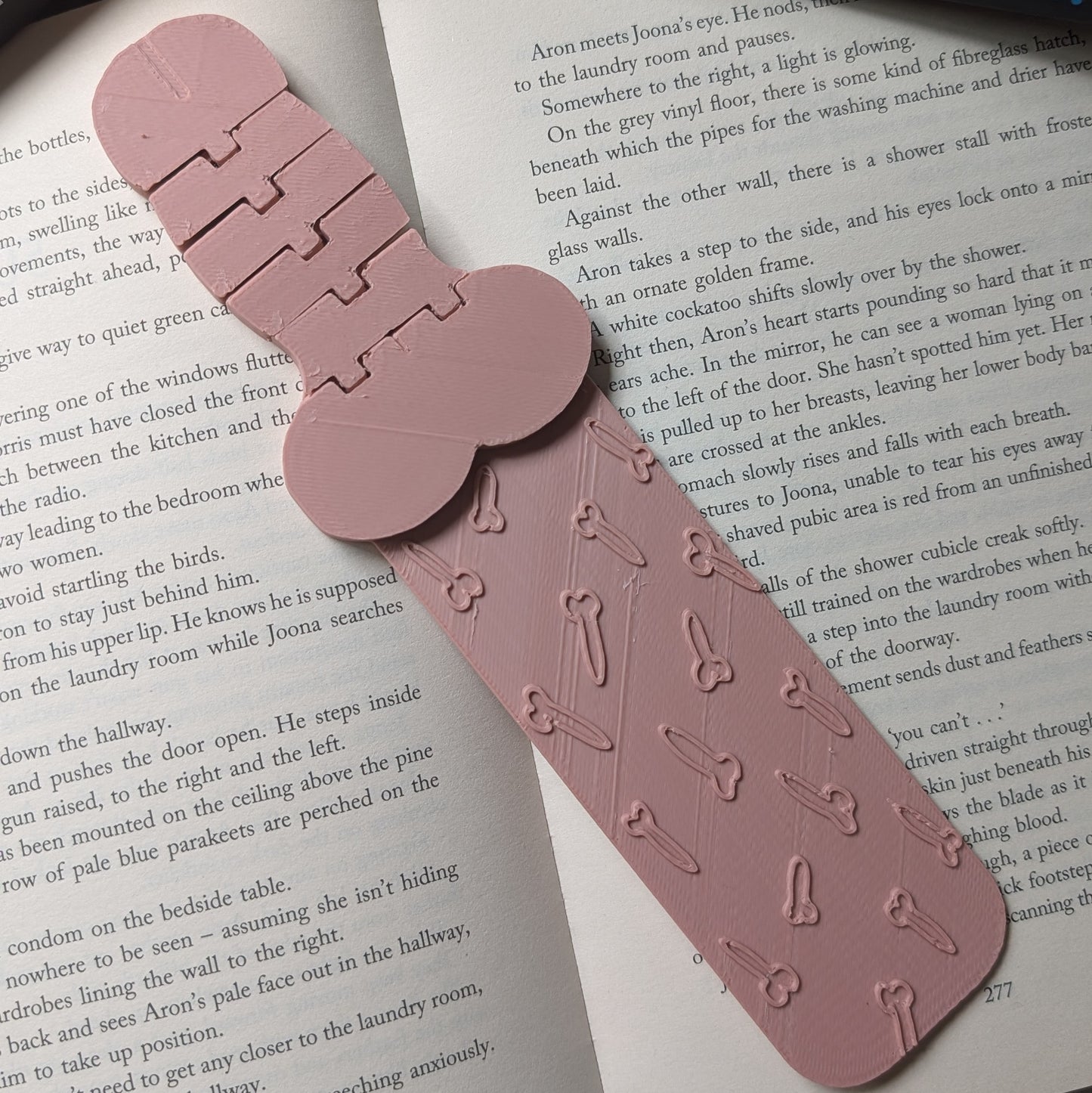 FLEXI WILLY - 3D PRINTED BOOKMARK