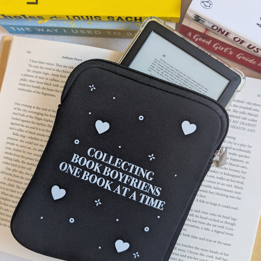 COLLECTING BOOK BOYFRIENDS - 6" KINDLE SLEEVE