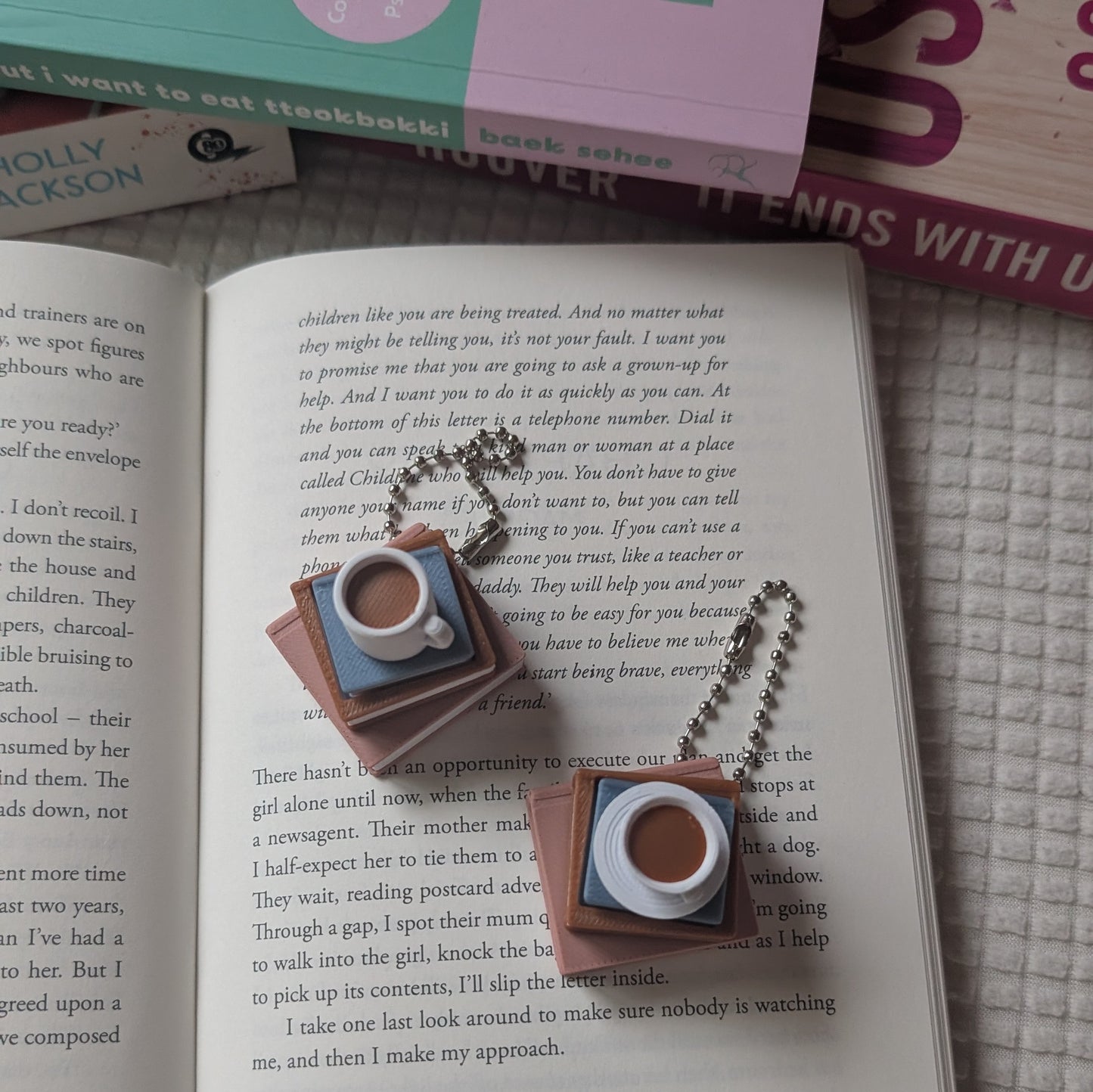 BOOK STACK CLICKER - KEYCHAINS