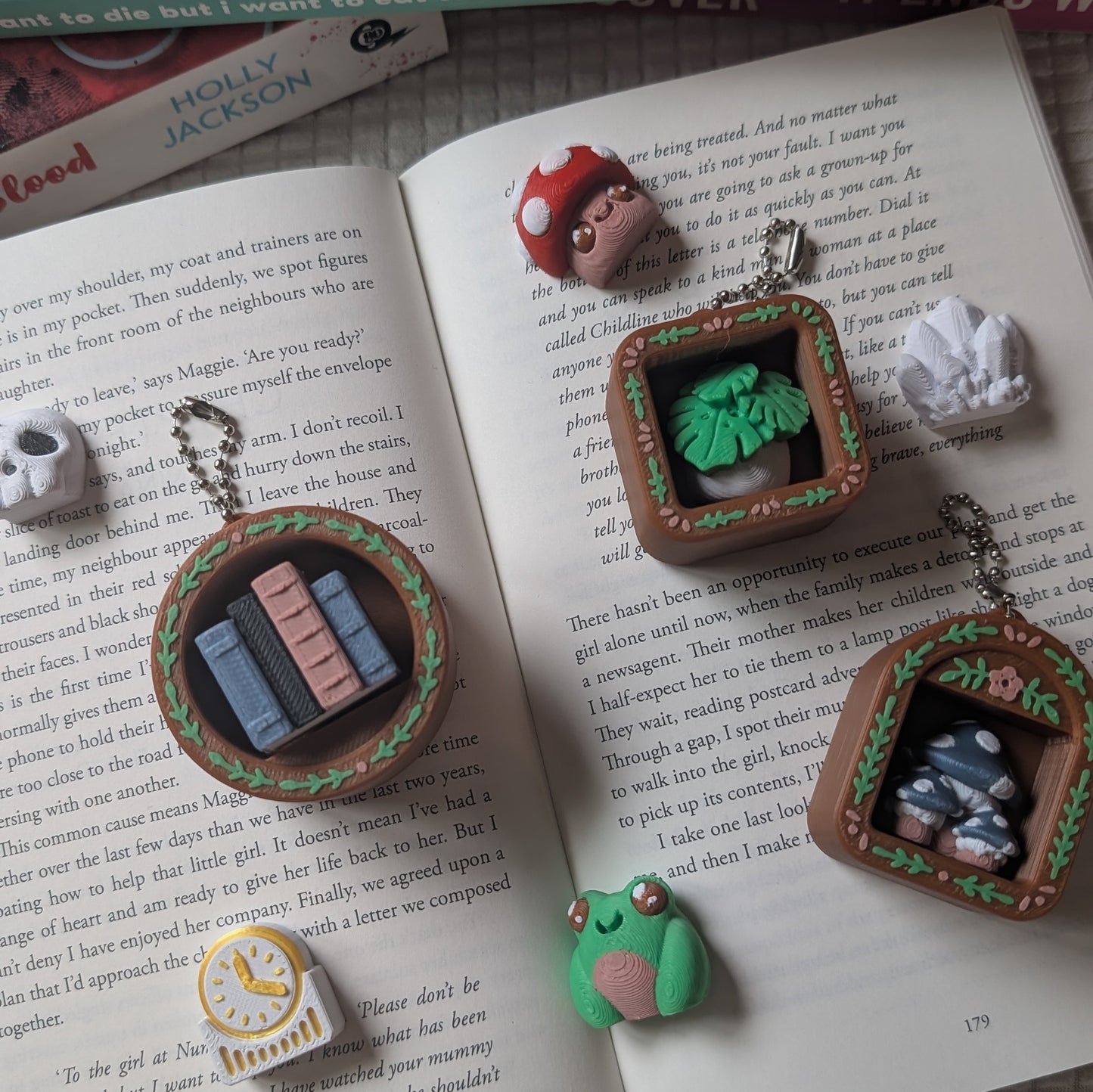 MINI BOOK NOOK CLICKER - KEYCHAINS