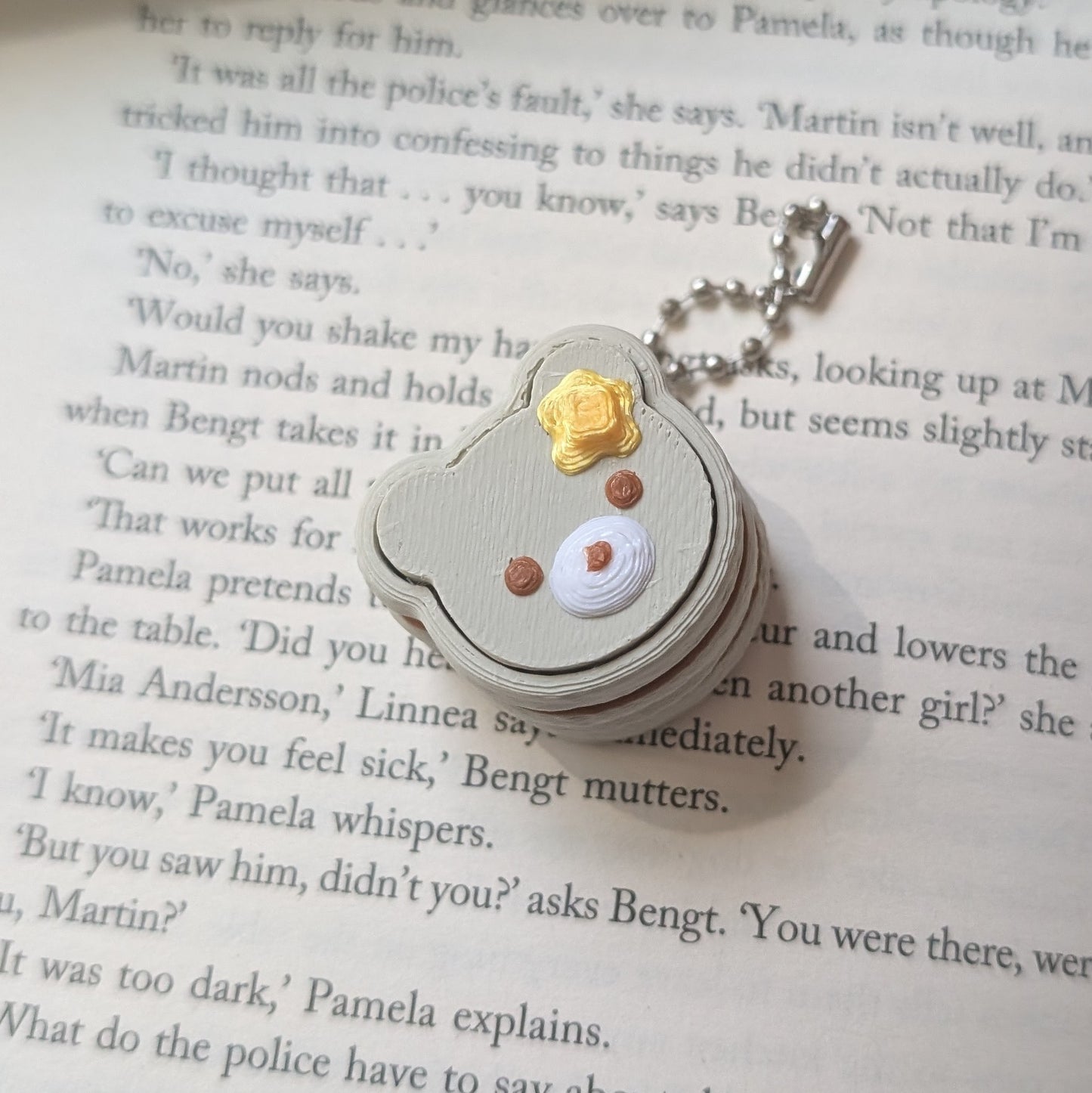 PANCAKE BEAR - CLICKER KEYCHAIN