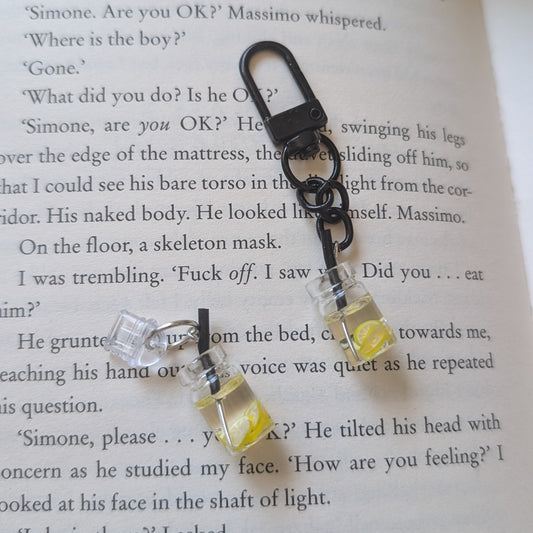 LEMONADE - DUST PLUG/ KEYCHAIN