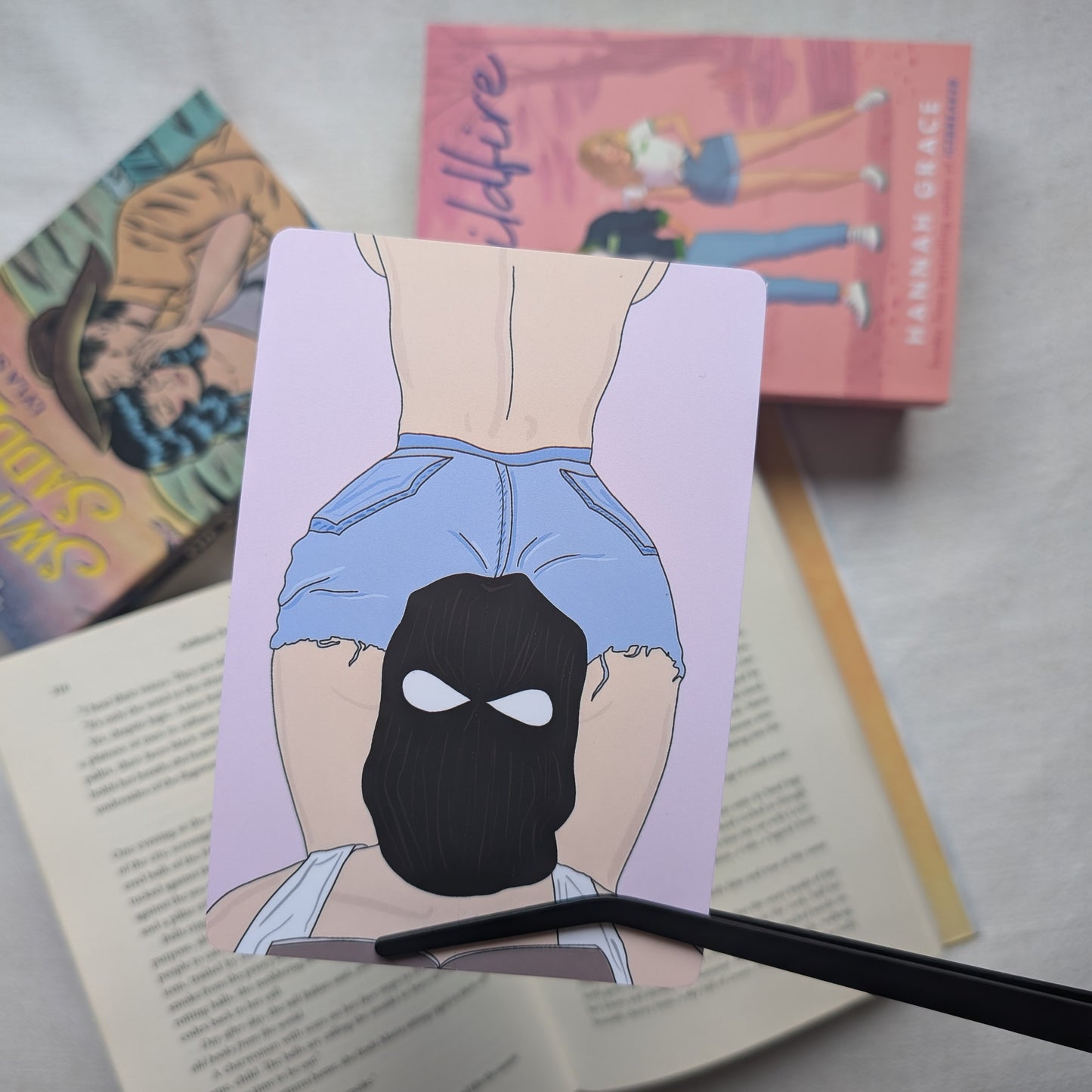 MASKED READER - ART PRINT/ KINDLE INSERT