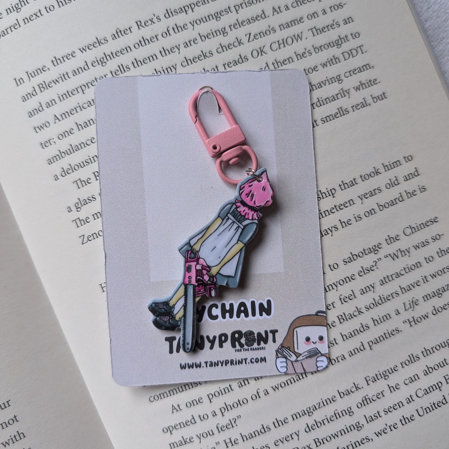 CHAINSAW GIRL - KEYCHAIN