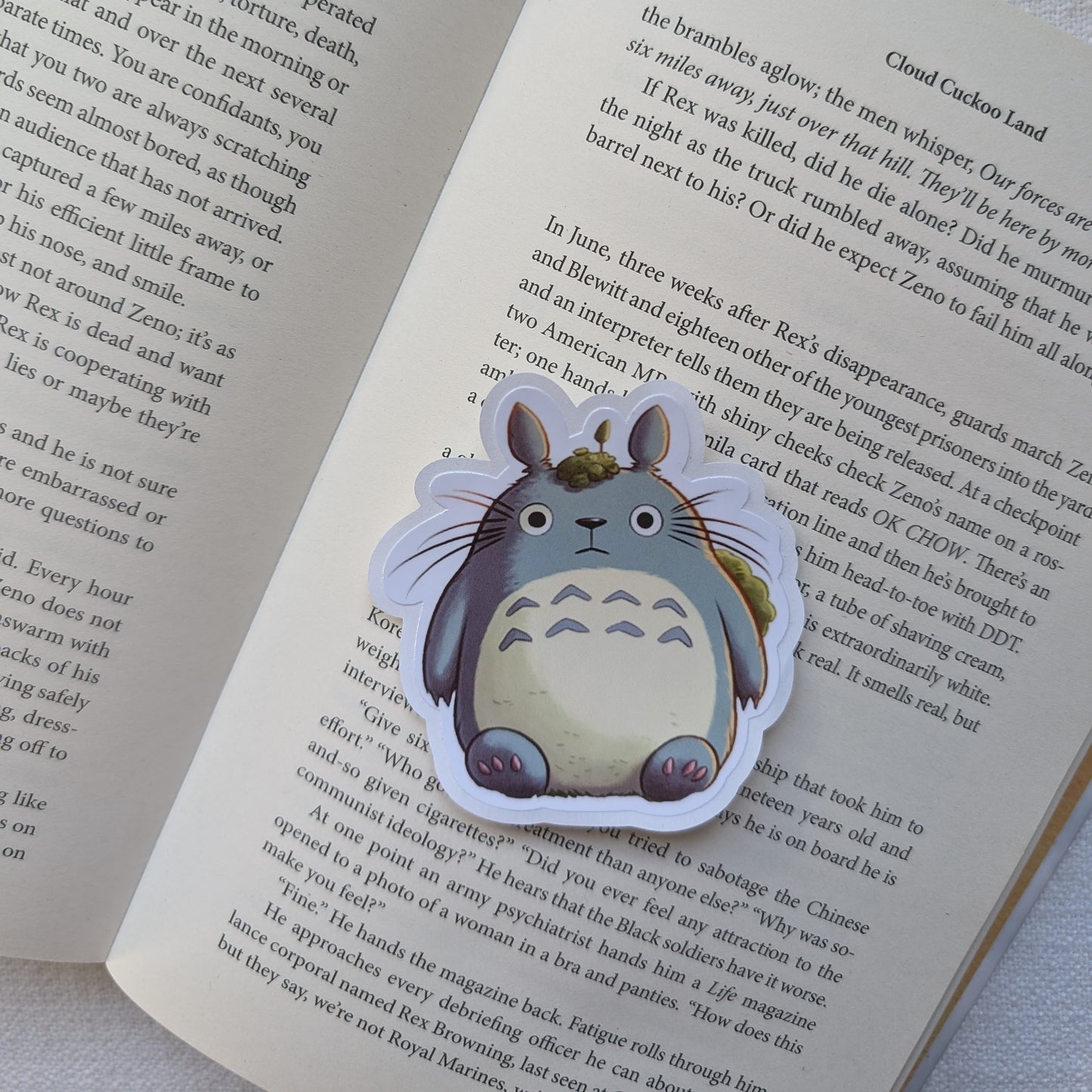 TOTORO - STICKER