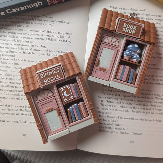 BOOK SHOP CLICKER - KEYCHAINS
