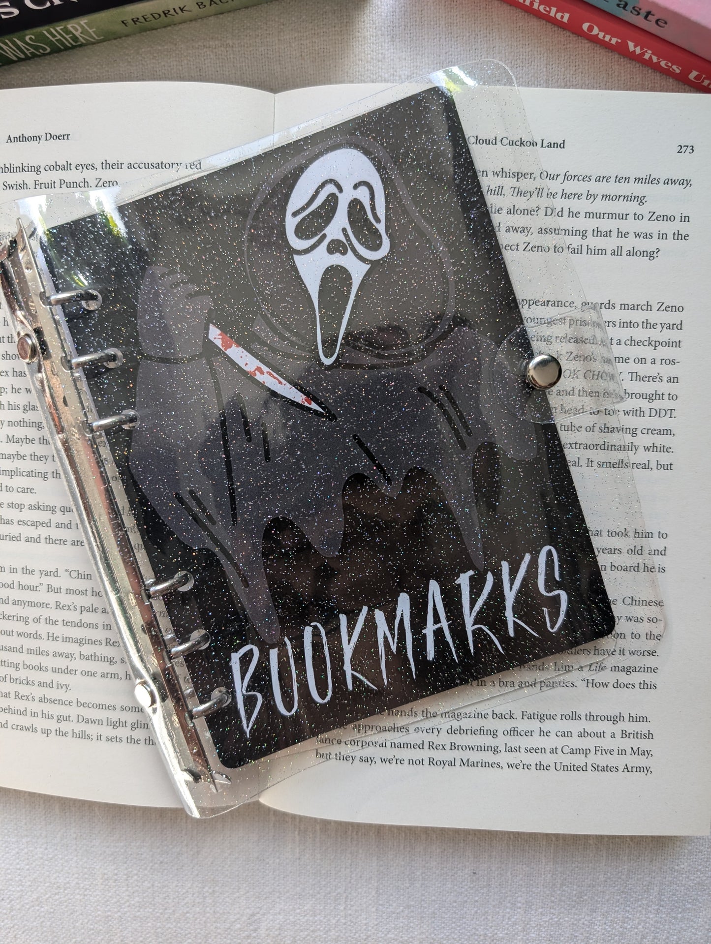 GHOST FACE - BOOKMARK BINDER (+ 4 BOOKMARKS)