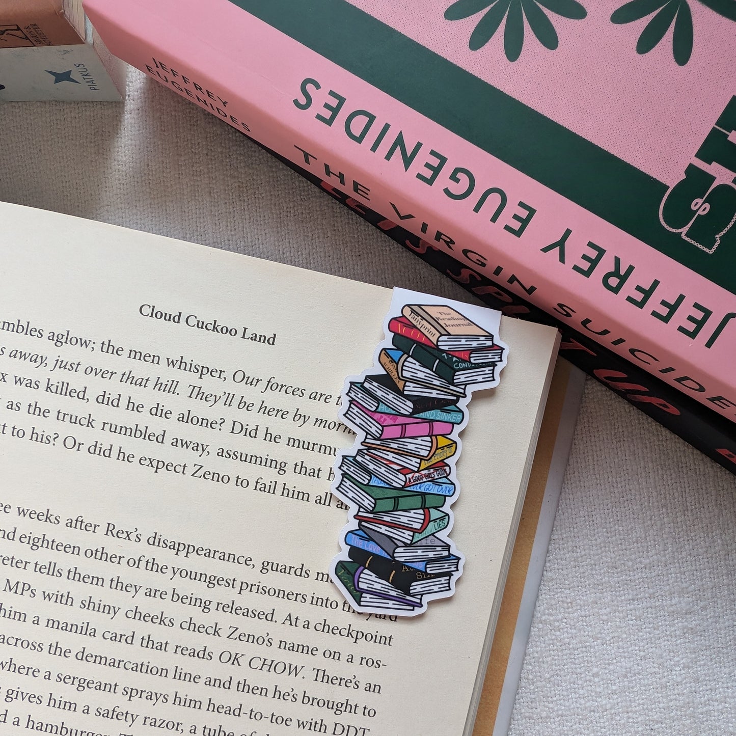 POPULAR BOOKSTACK - BOOKMARK