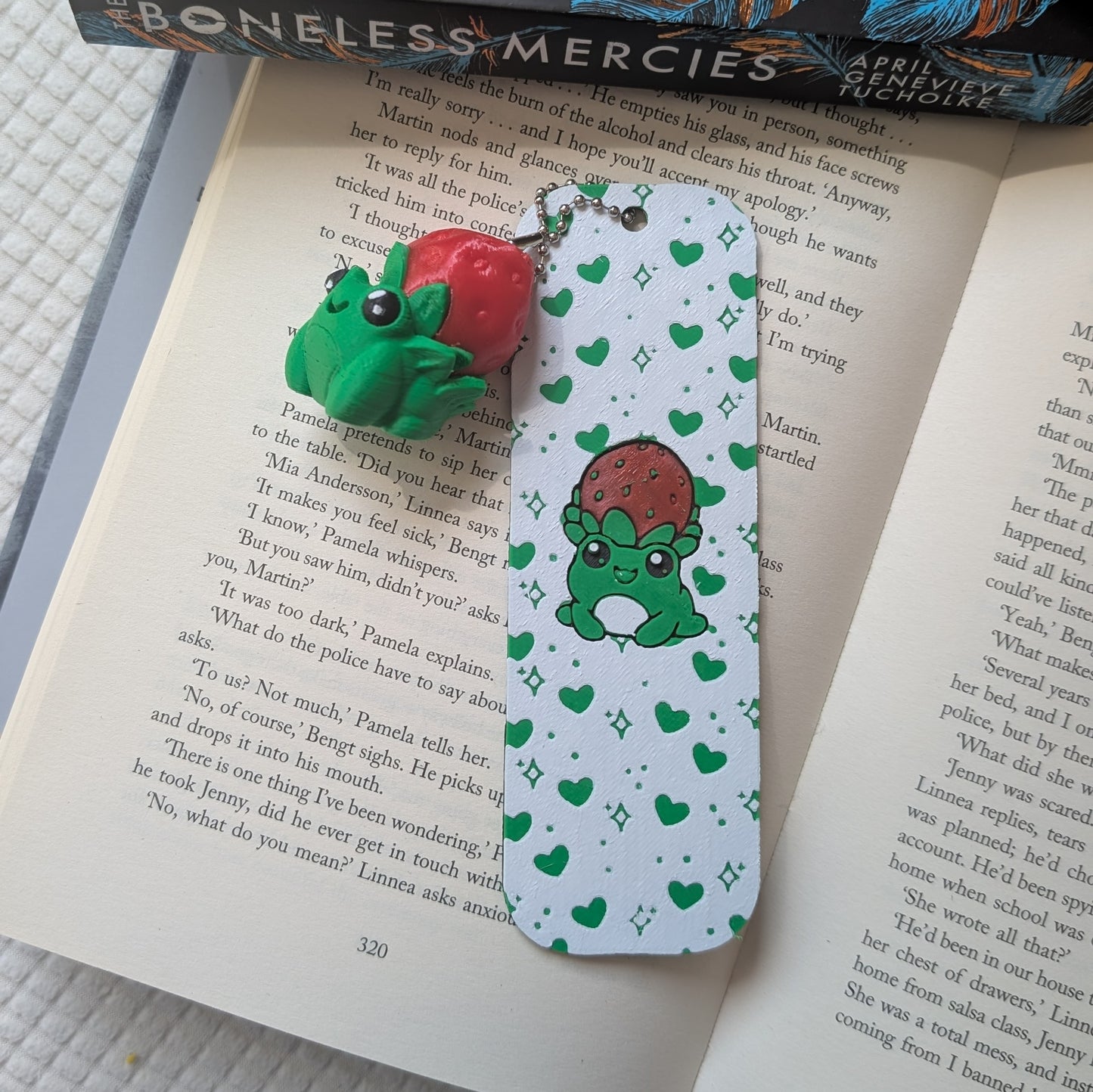 STRAWBERRY FROG - 3D PRINTED BOOKMARK